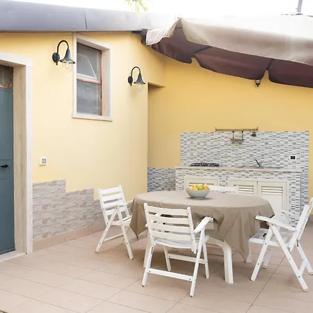 In Siracusa With Garden *